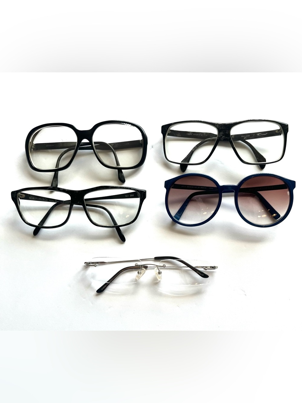 Batch of vintage glasses. Five pairs.